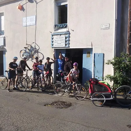 Groupe Et Famille Gasthof Saint-Paimboeuf